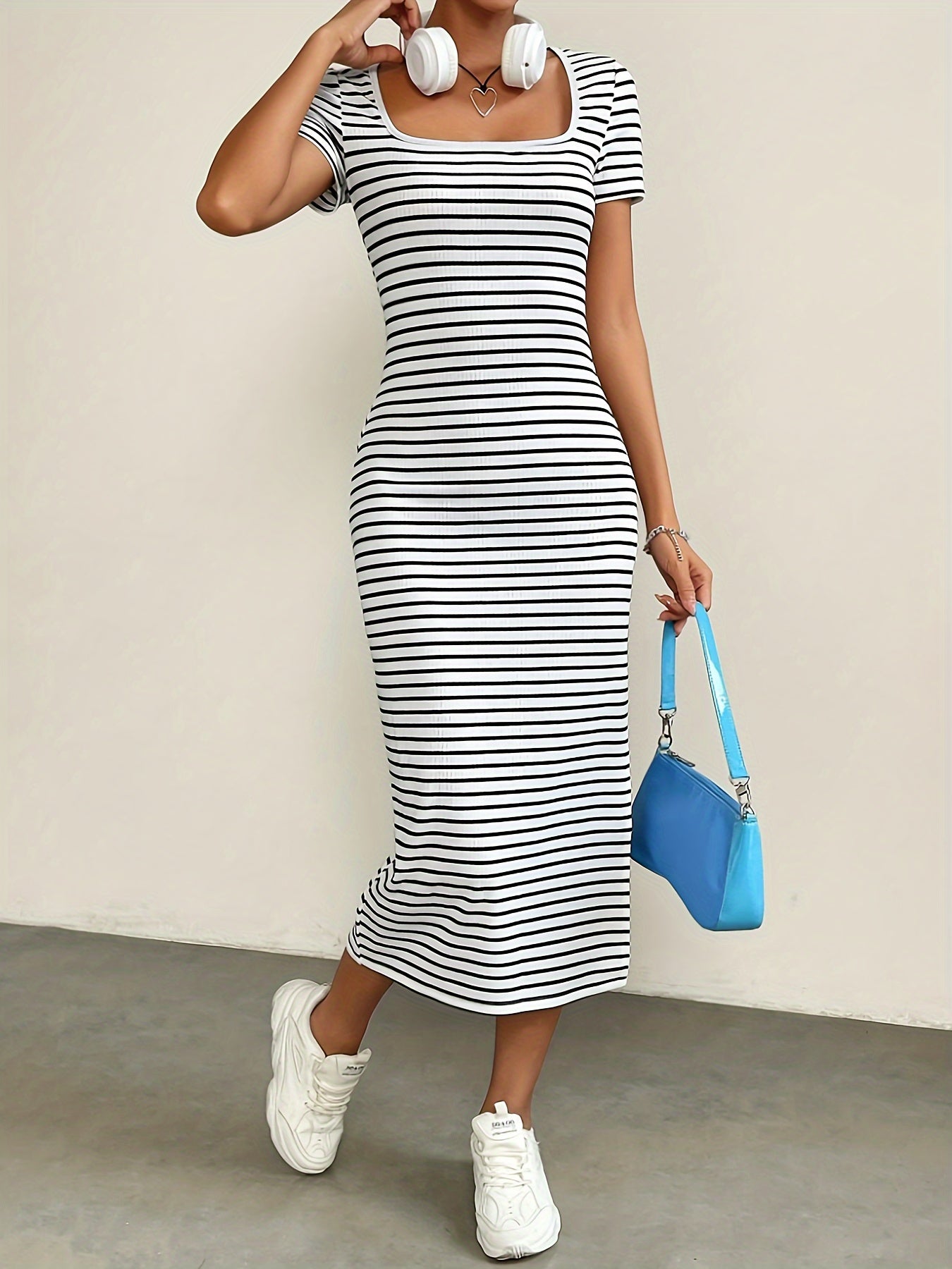 Gestreiftes Sommerkleid