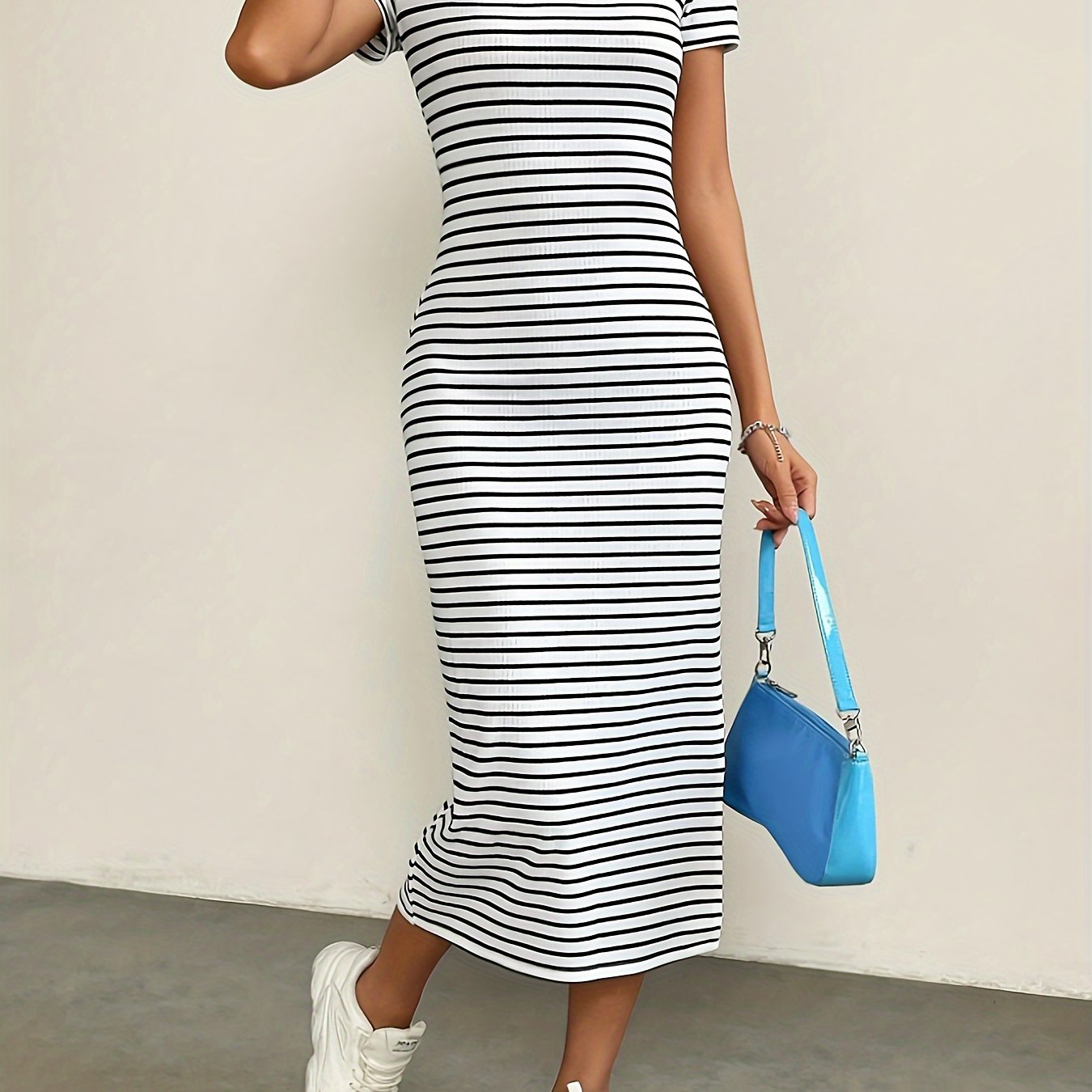 Gestreiftes Sommerkleid